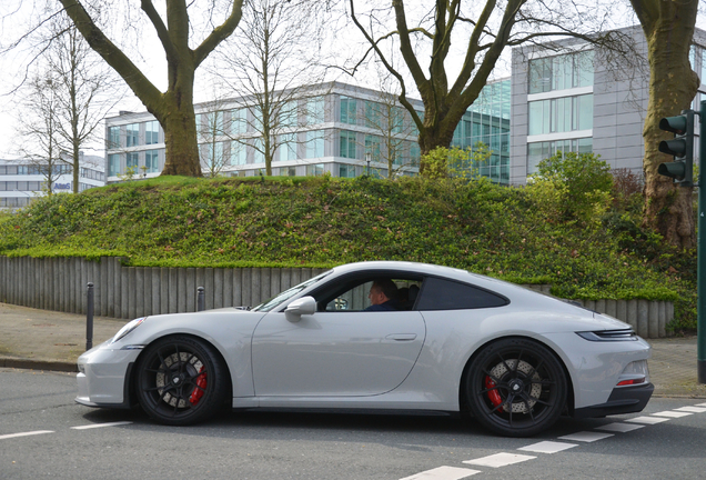 Porsche 992 GT3 Touring