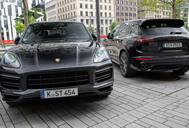 Porsche 9YA Cayenne GTS