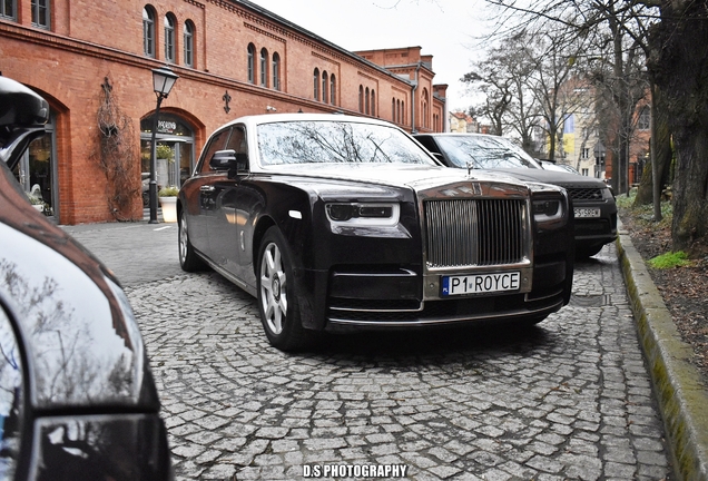 Rolls-Royce Phantom VIII EWB