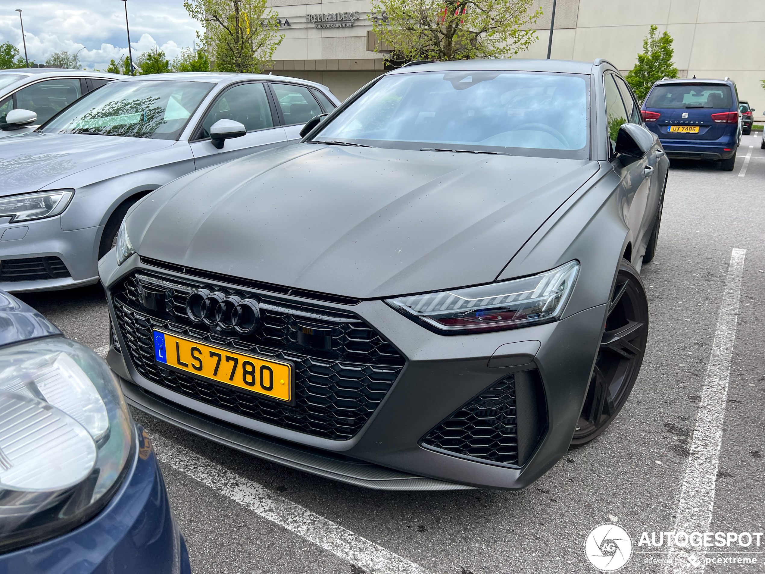 Audi RS6 Avant C8