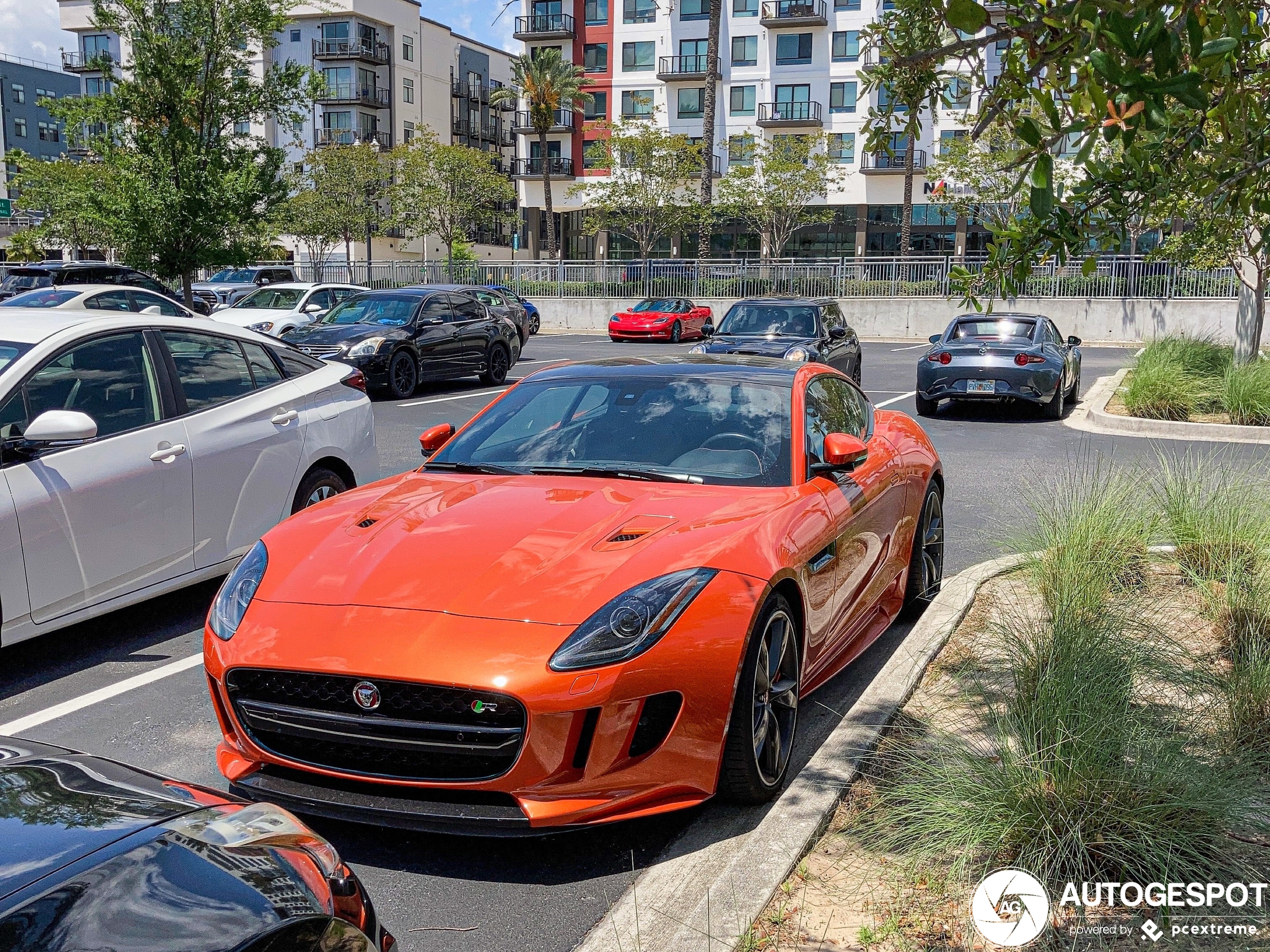 Jaguar F-TYPE R AWD Coupé