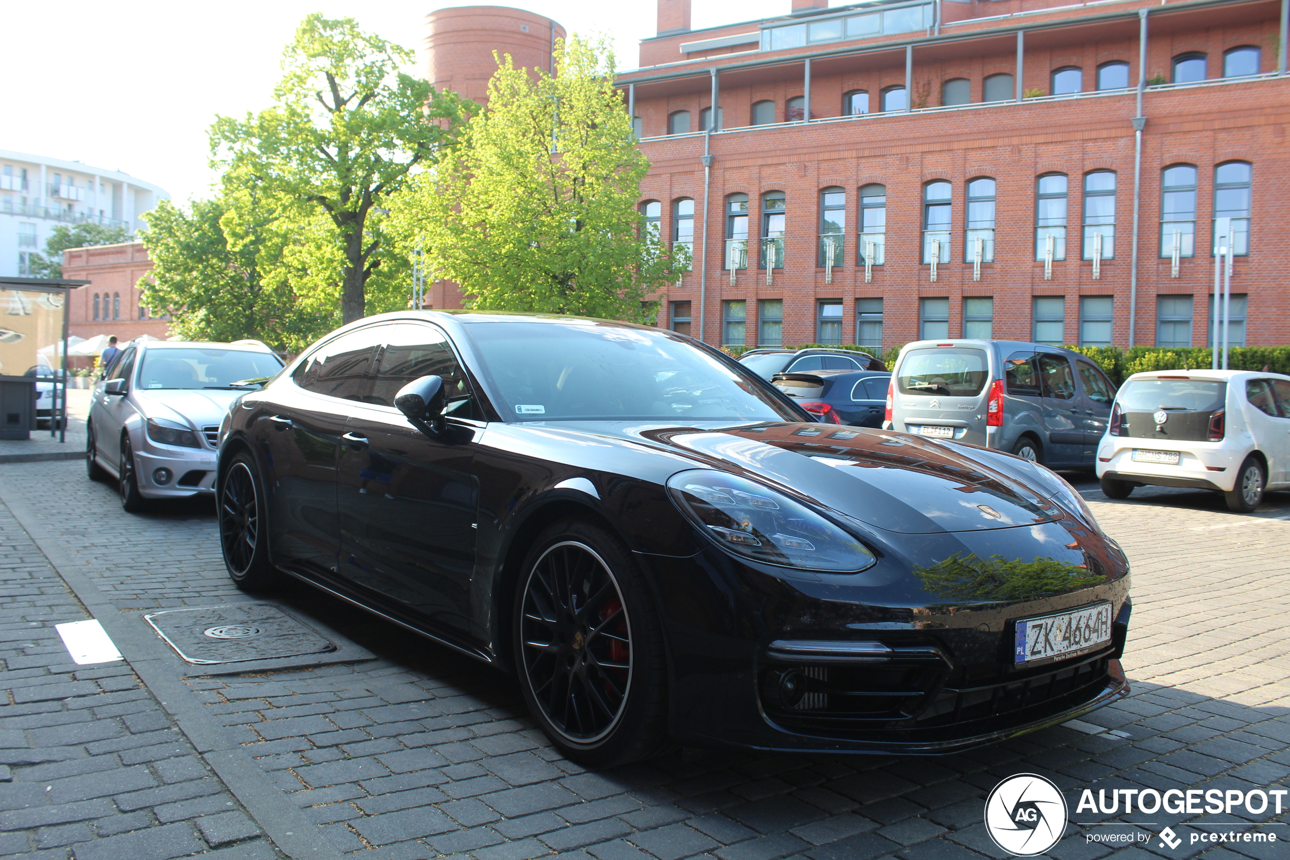 Porsche 971 Panamera GTS MkI