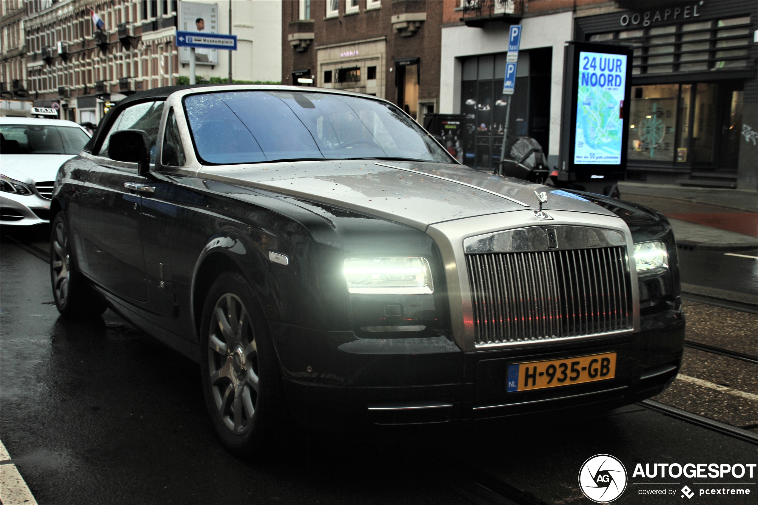 Rolls-Royce Phantom Drophead Coupé Series II