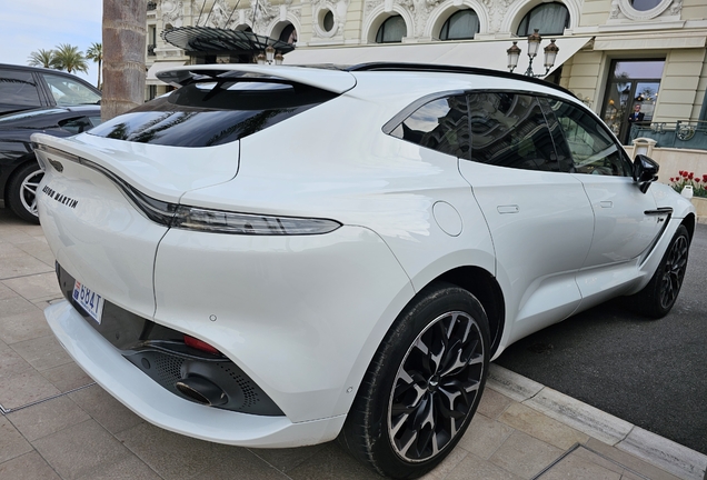 Aston Martin DBX