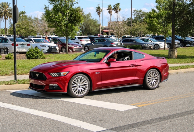 Ford Mustang GT 2015