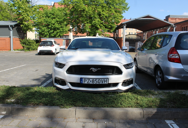 Ford Mustang GT 2015