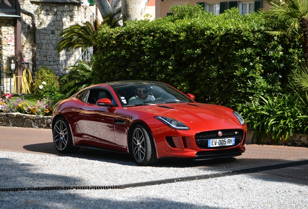 Jaguar F-TYPE R Coupé