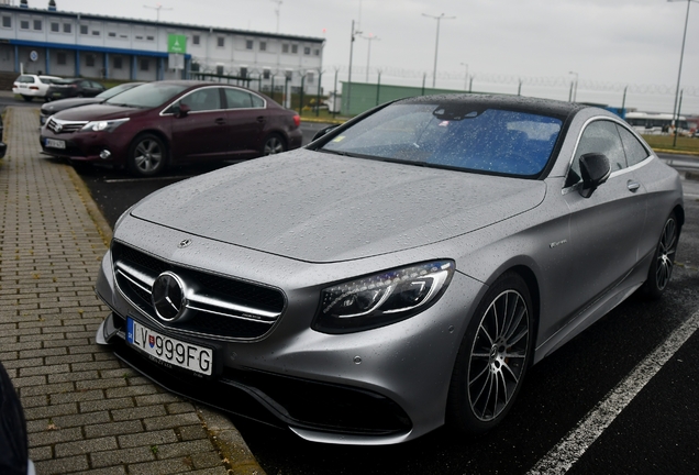 Mercedes-AMG S 63 Coupé C217