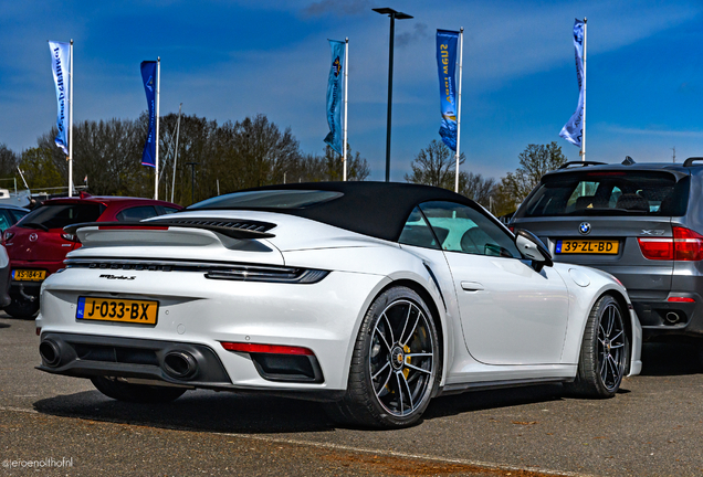 Porsche 992 Turbo S Cabriolet