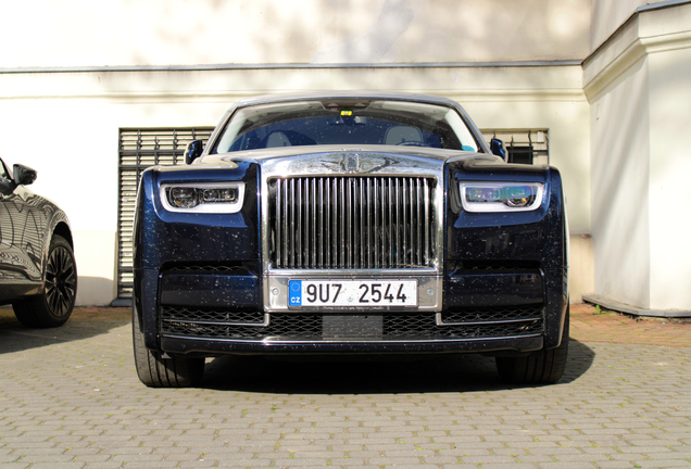 Rolls-Royce Phantom VIII EWB