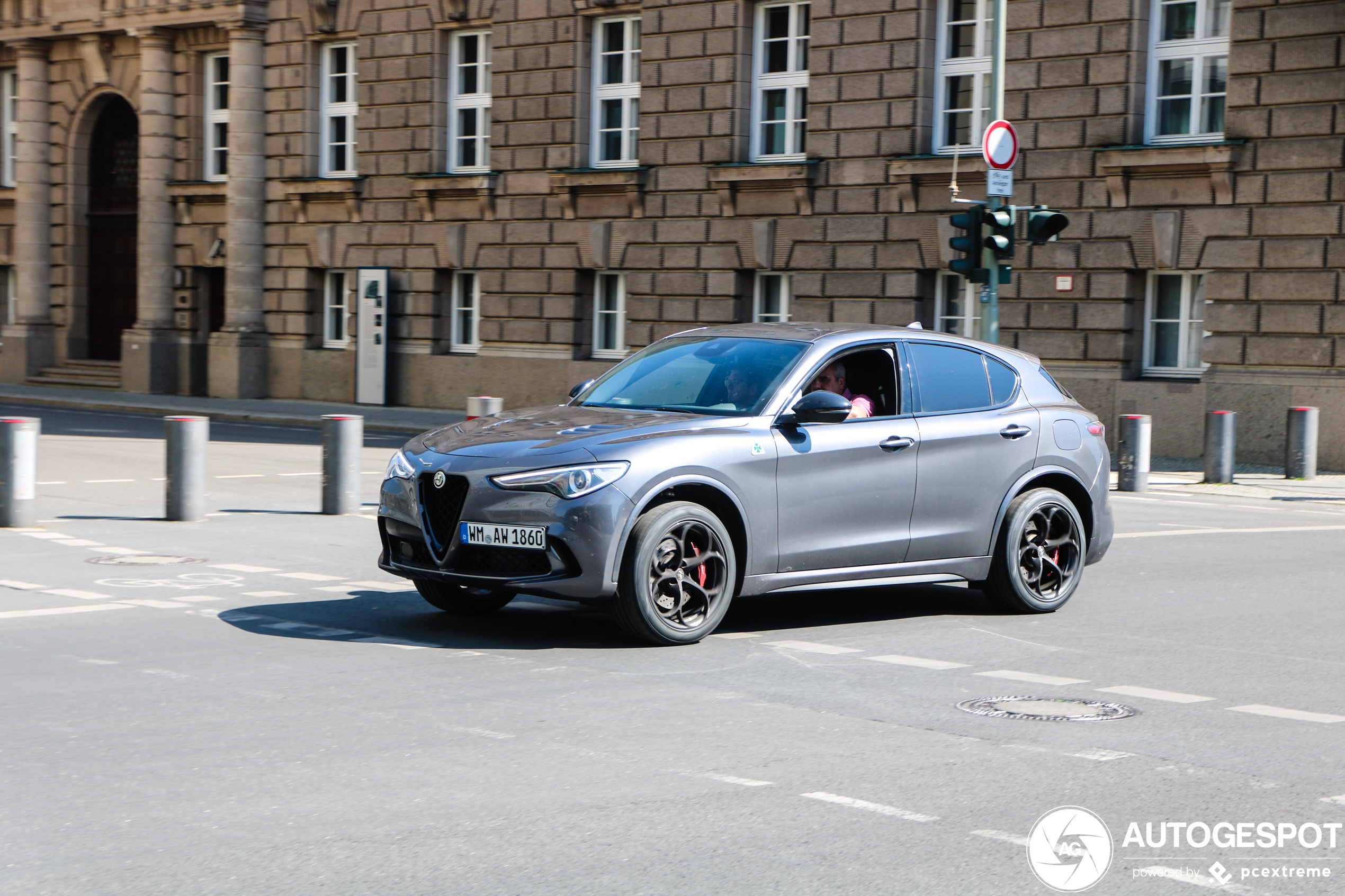 Alfa Romeo Stelvio Quadrifoglio 2020