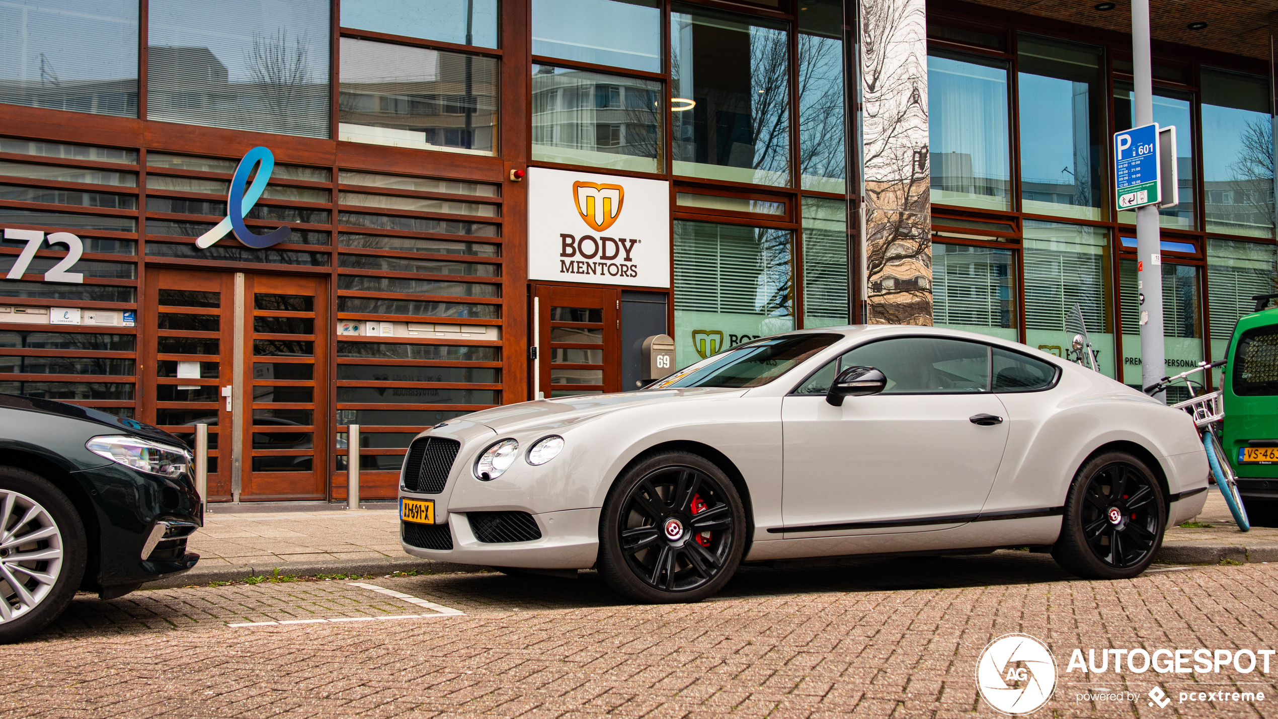 Bentley Continental GT V8