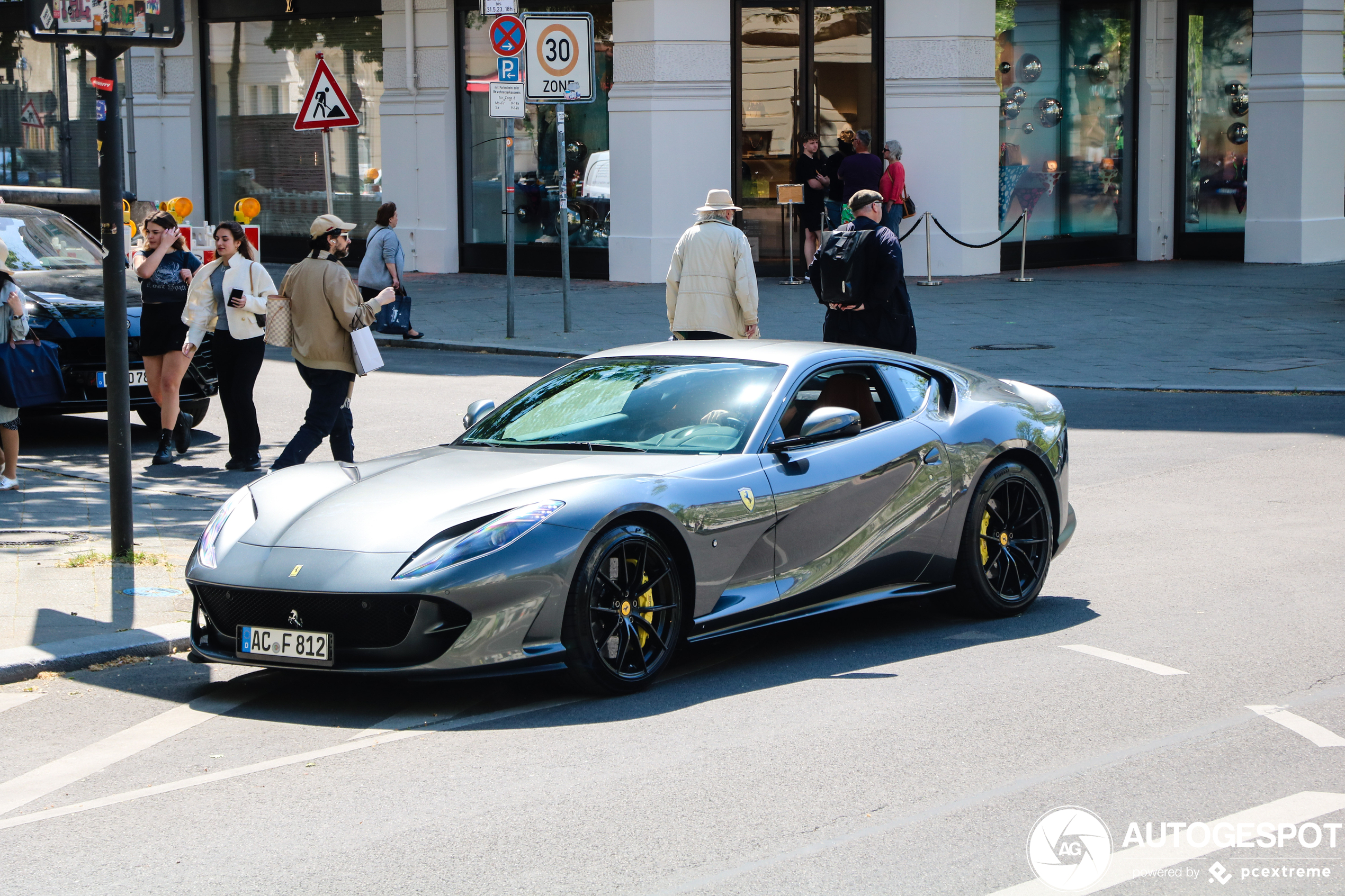 Ferrari 812 Superfast