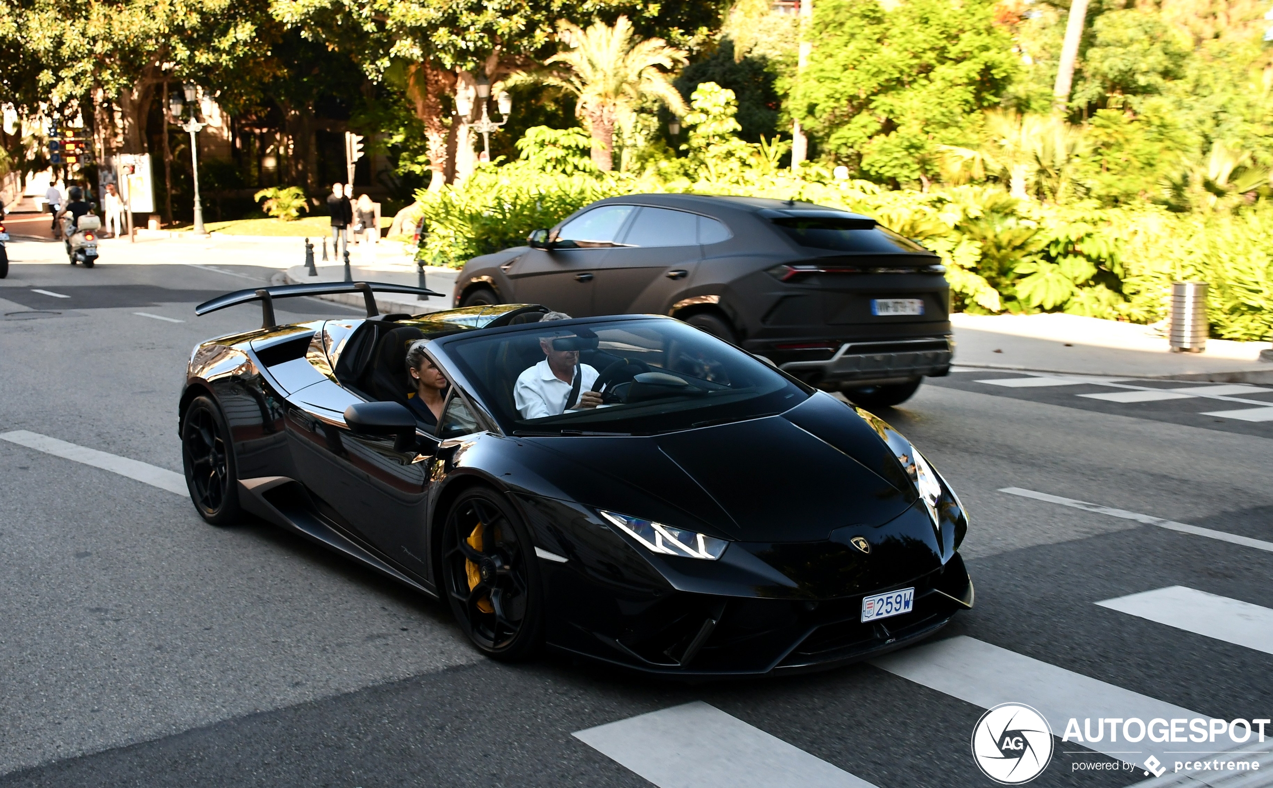 Lamborghini Huracán LP640-4 Performante Spyder