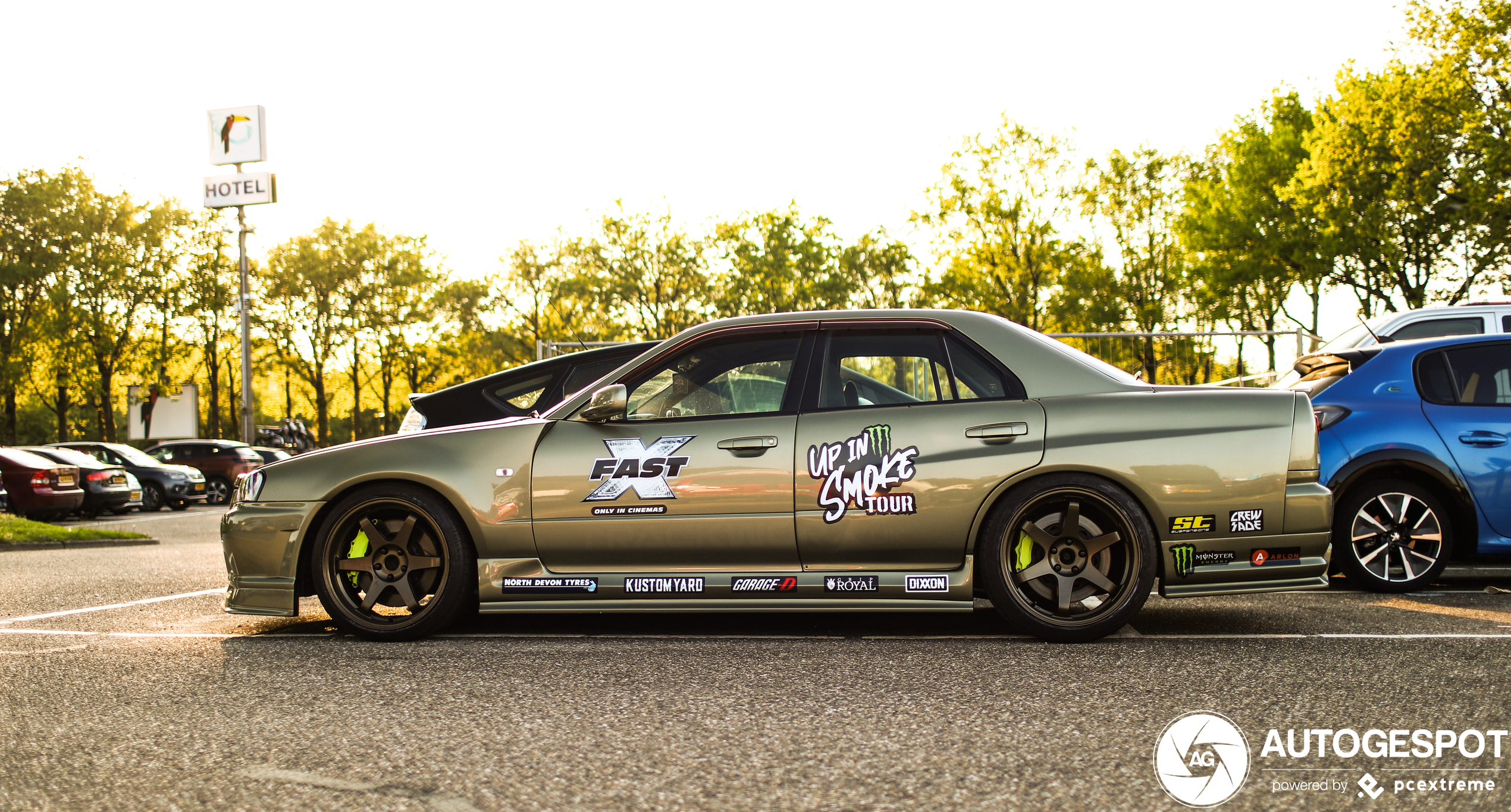 Nissan Skyline R34 Sedan