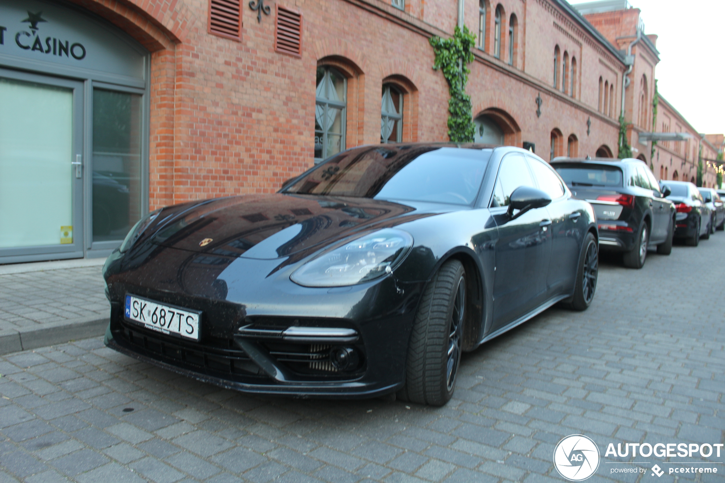 Porsche 971 Panamera Turbo