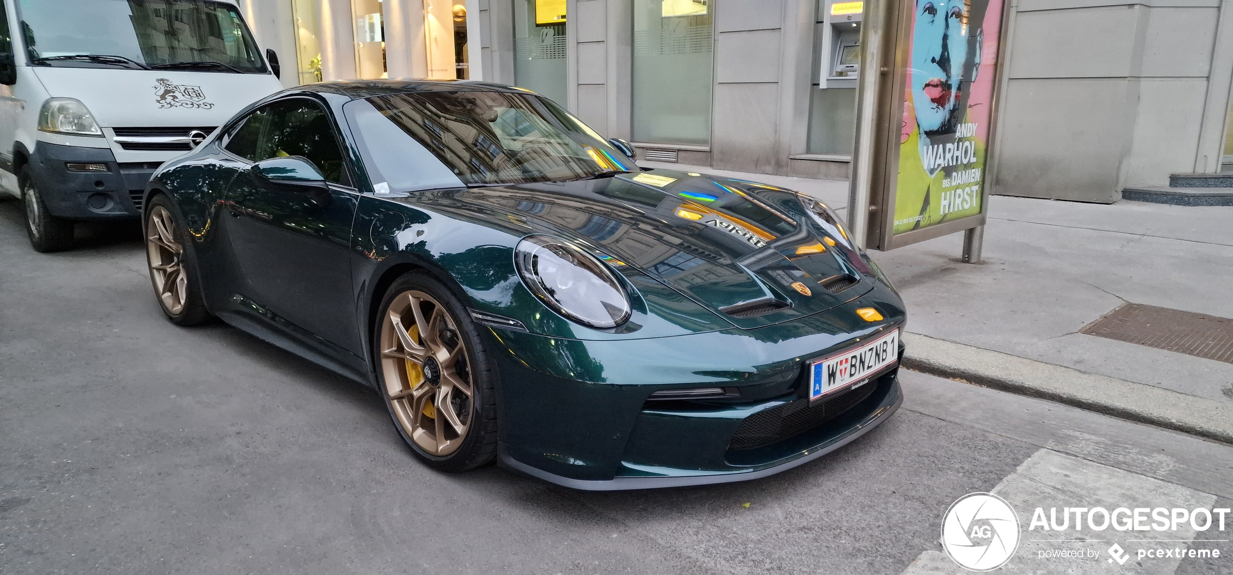 Porsche 992 GT3 Touring