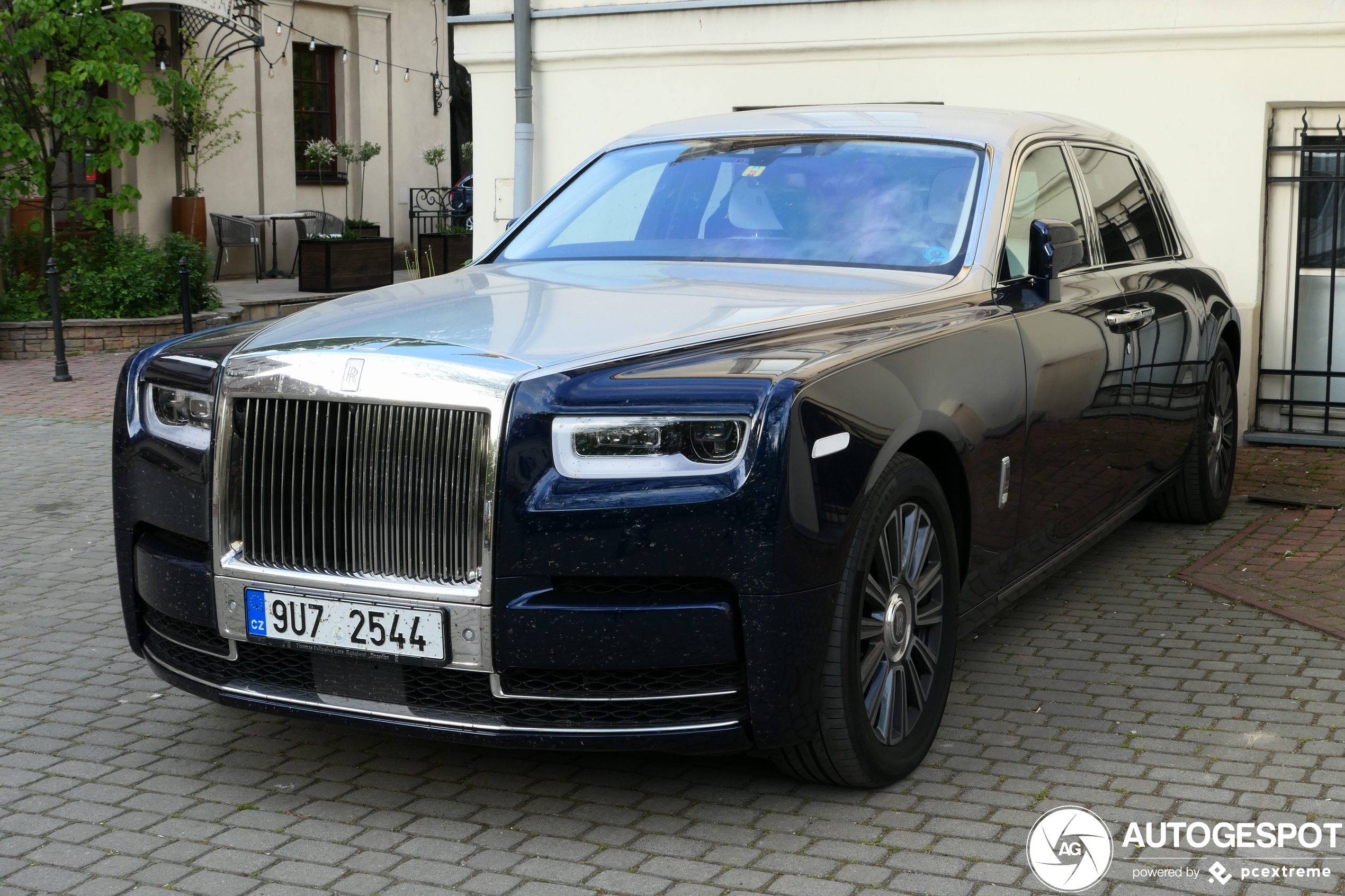 Rolls-Royce Phantom VIII EWB