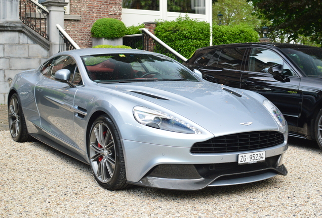 Aston Martin Vanquish 2013