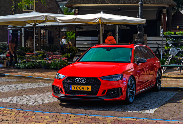 Audi RS4 Avant B9