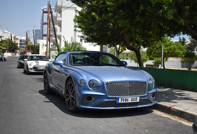 Bentley Continental GTC V8 2020