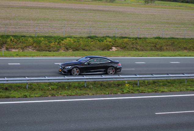 Mercedes-Benz S 63 AMG Coupé C217