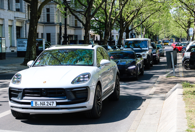 Porsche 95B Macan GTS MkIII
