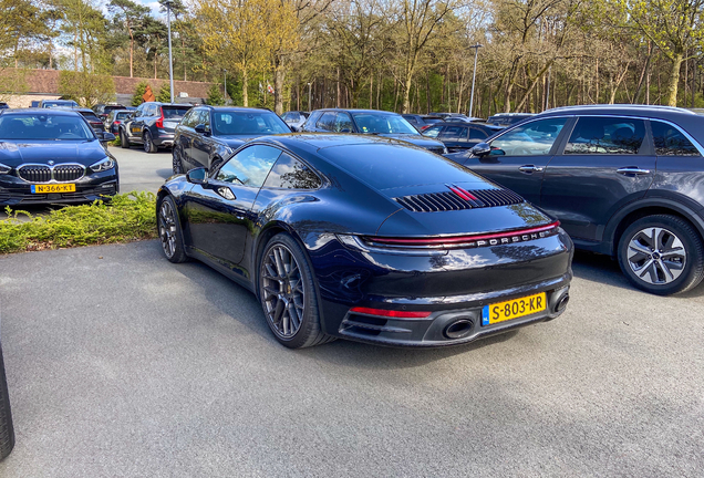 Porsche 992 Carrera 4S