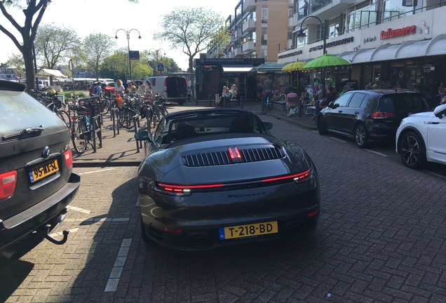 Porsche 992 Carrera 4S Cabriolet