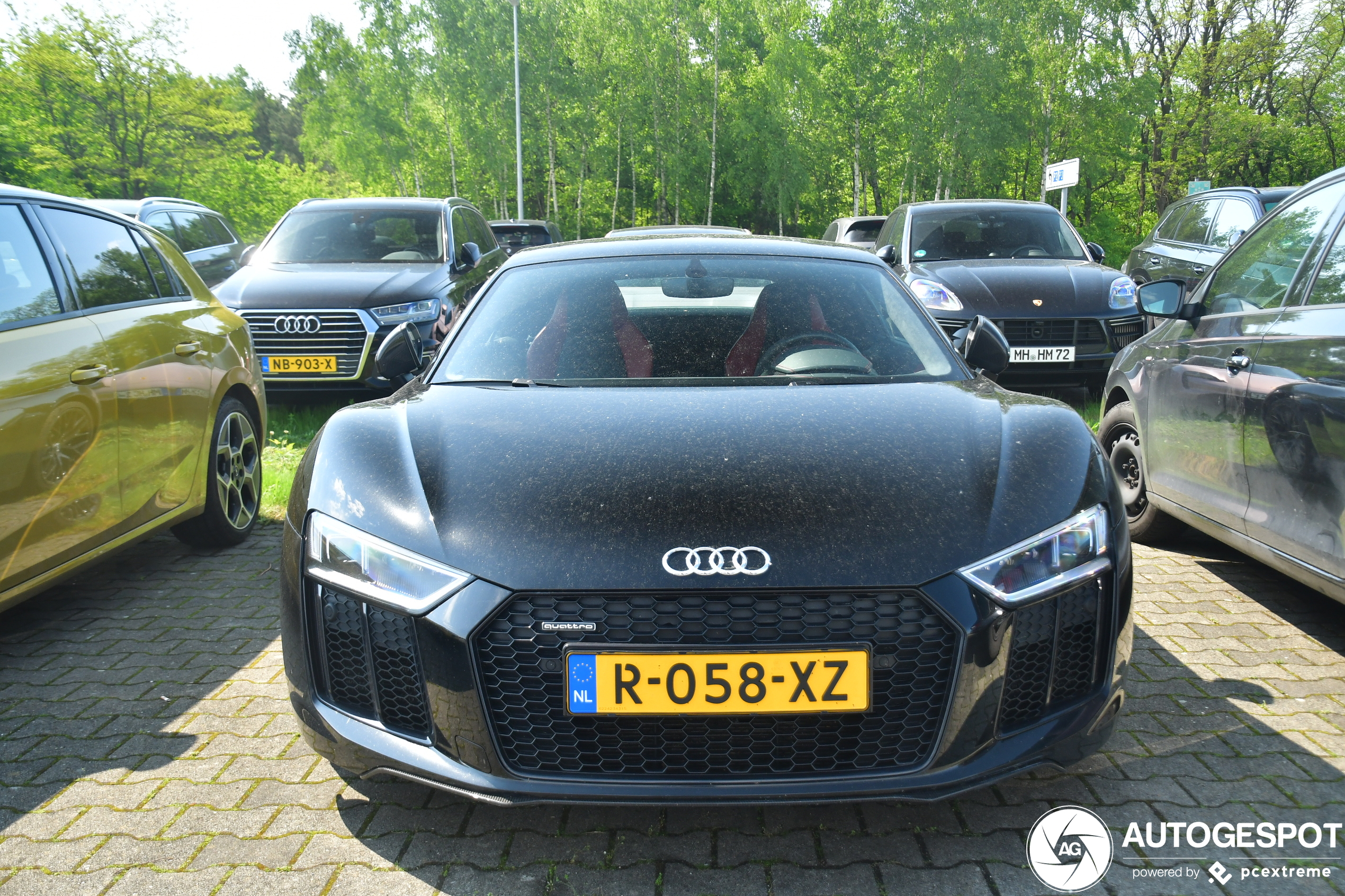 Audi R8 V10 Plus 2015