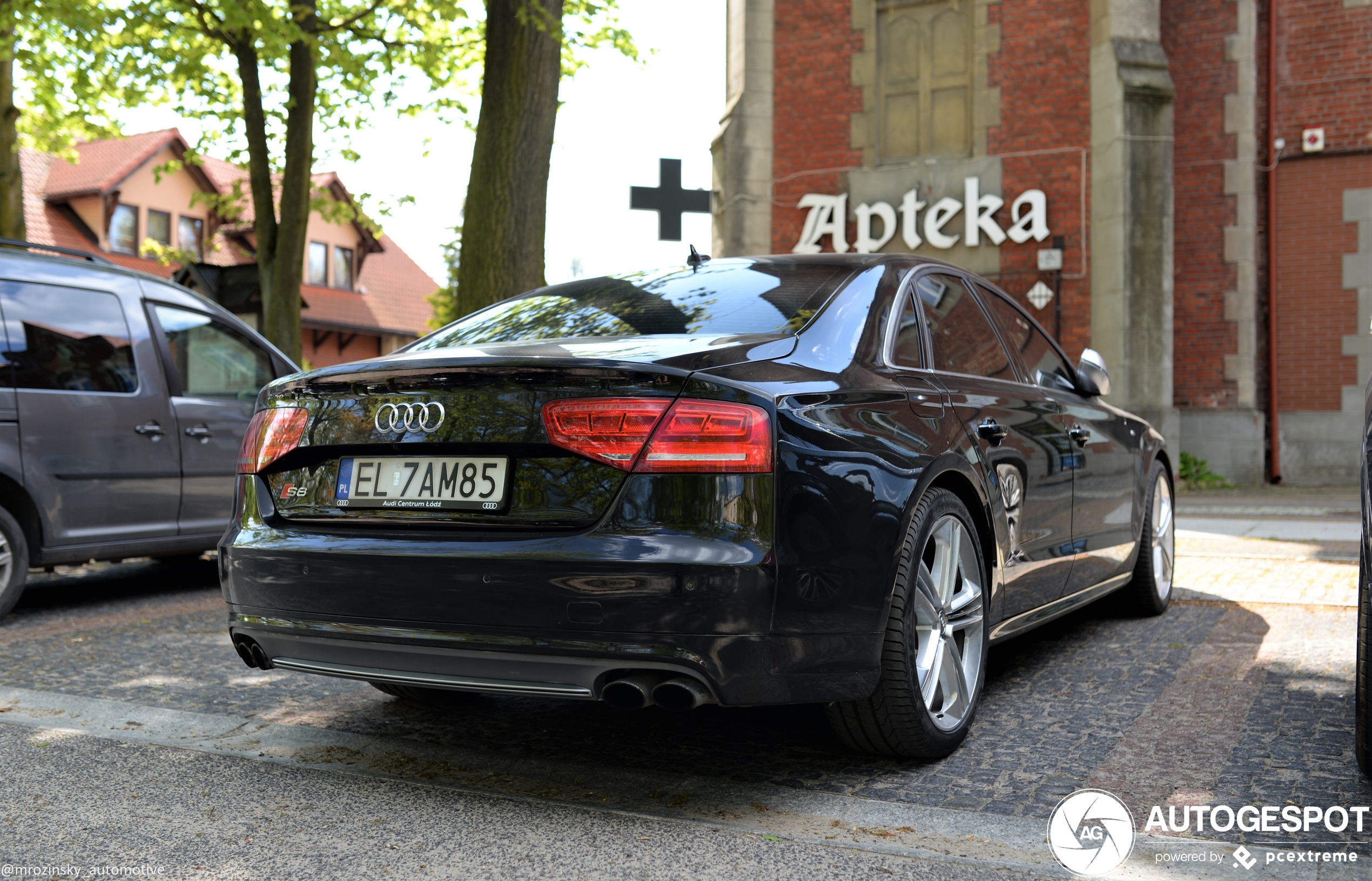 Audi S8 D4