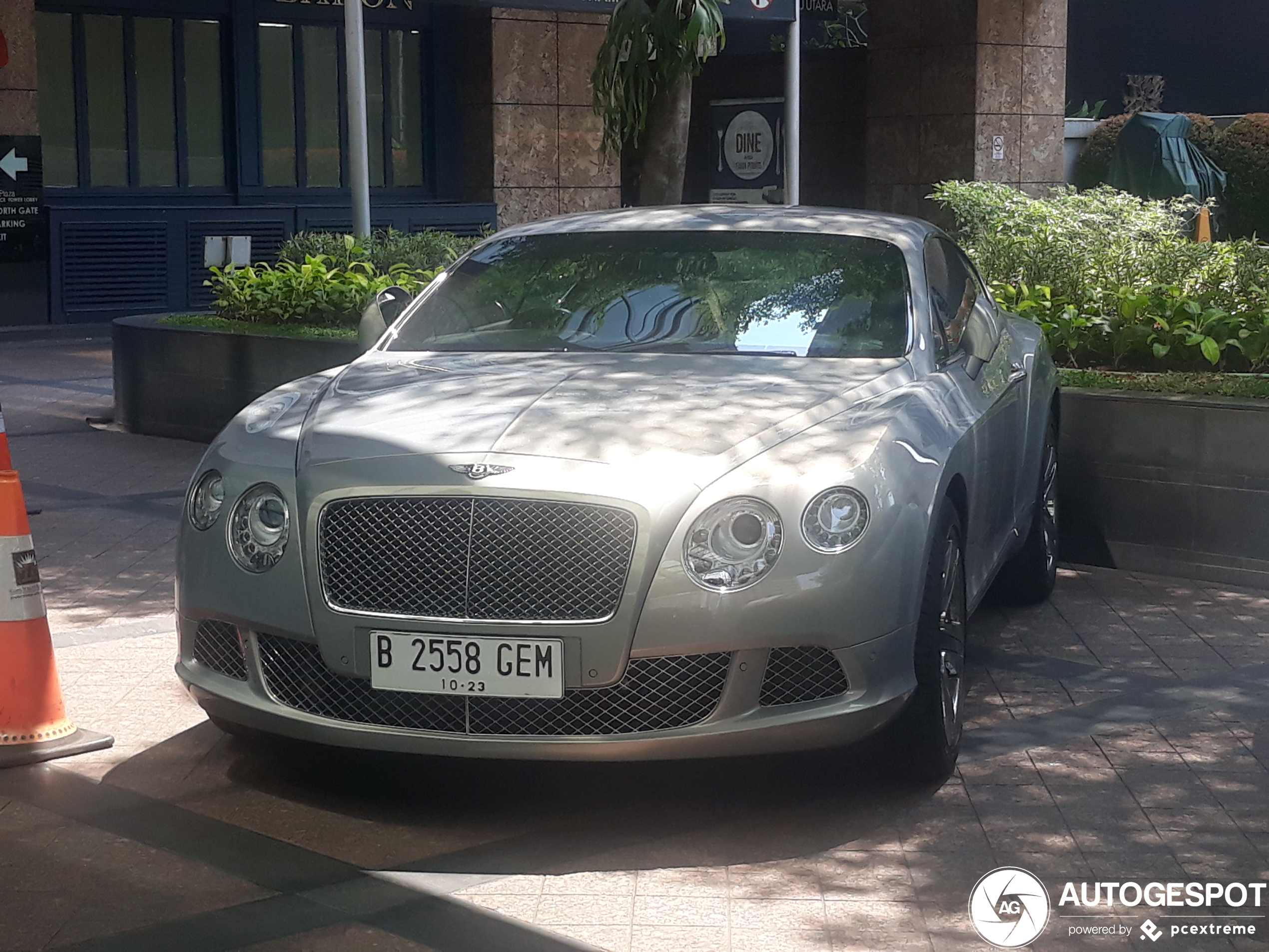 Bentley Continental GT 2012