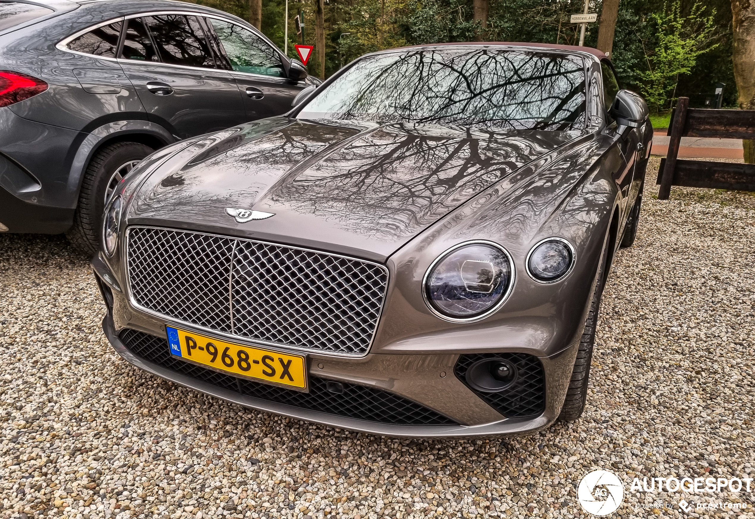 Bentley Continental GTC V8 2020