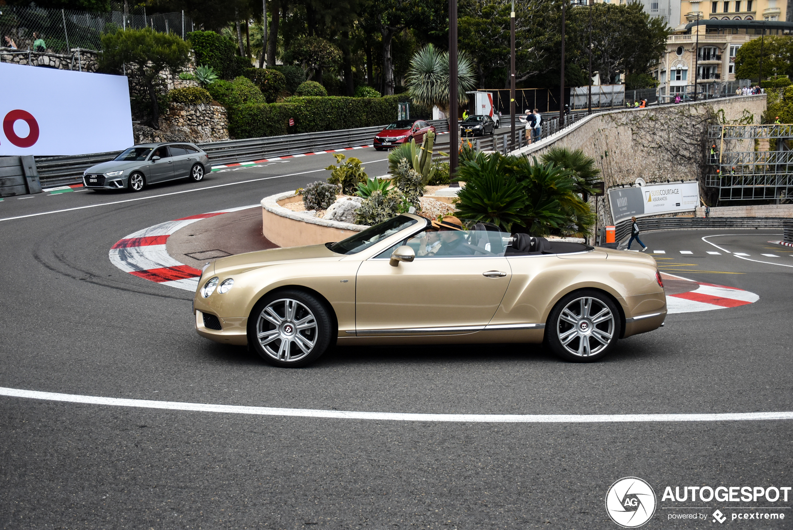 Bentley Continental GTC V8