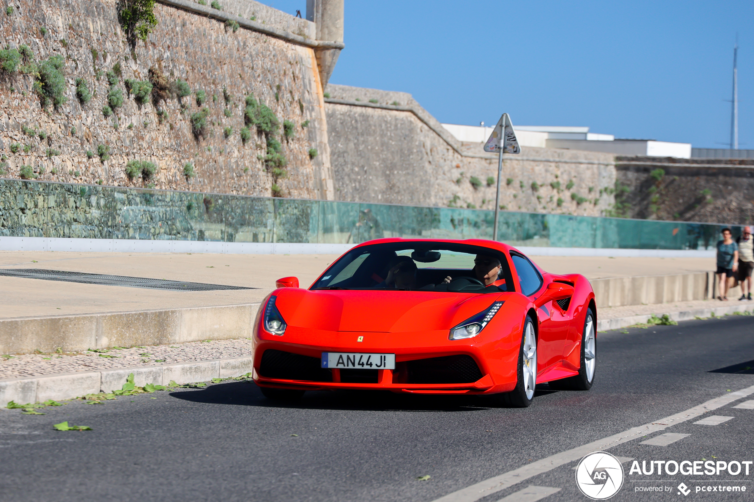 Ferrari 488 Spider