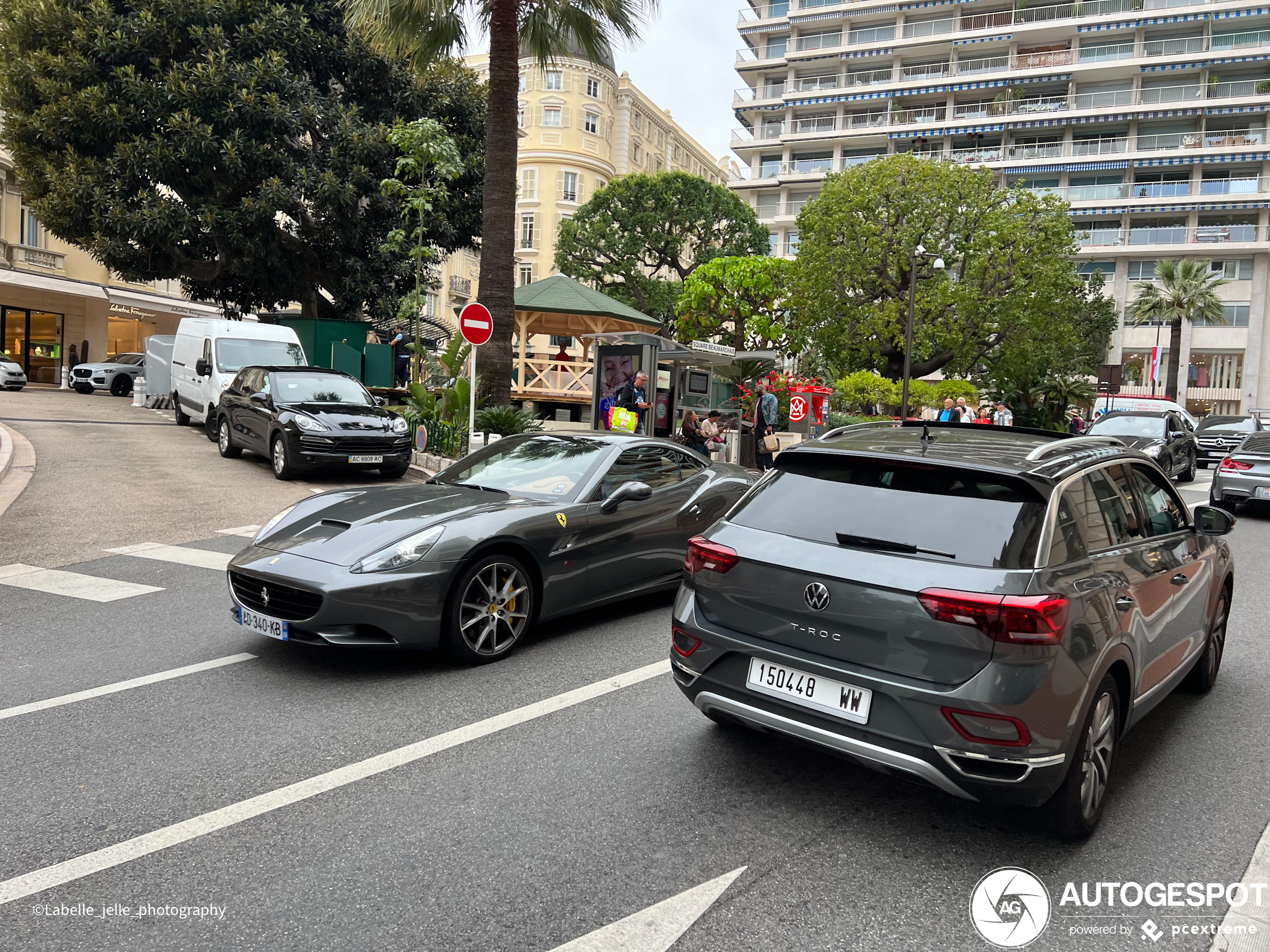 Ferrari California