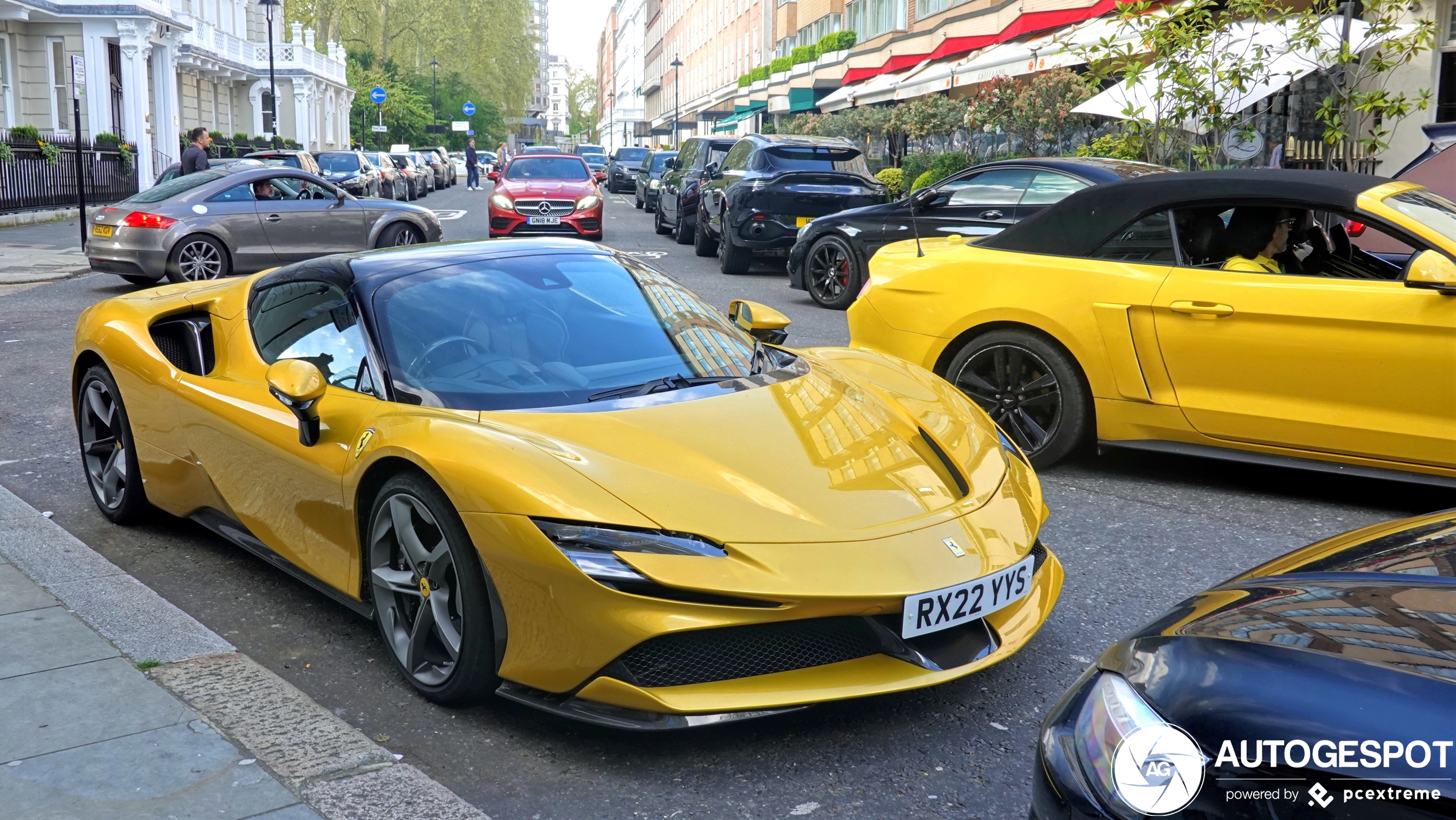 Ferrari SF90 Spider