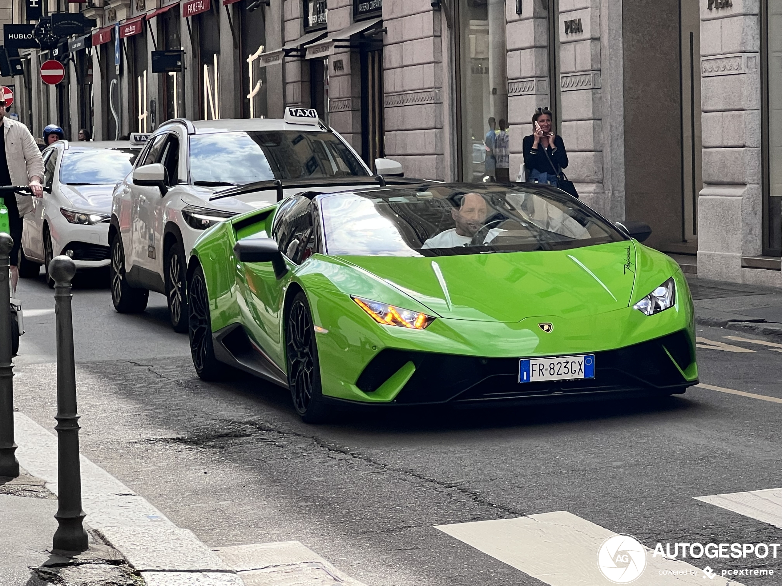 Lamborghini Huracán LP640-4 Performante Spyder