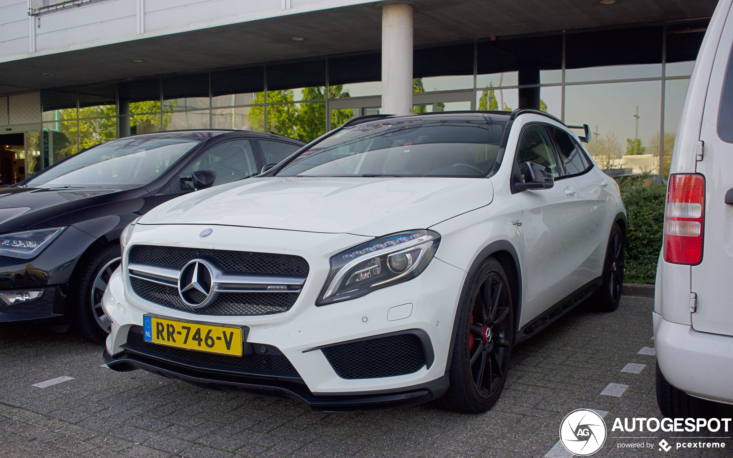 Mercedes-Benz GLA 45 AMG X156