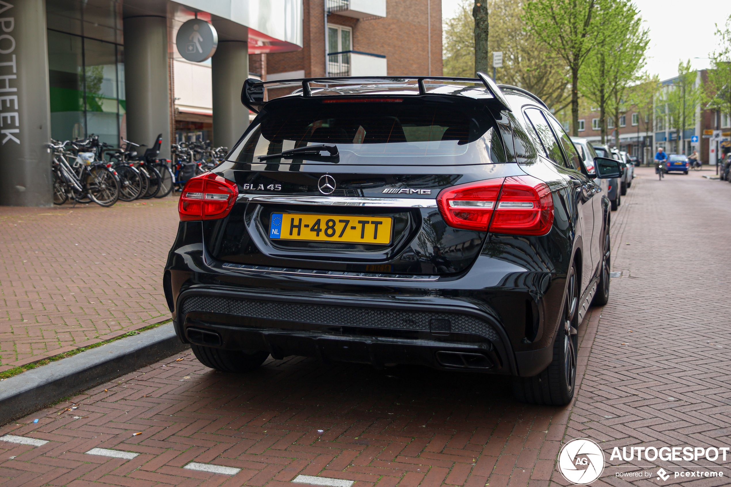 Mercedes-Benz GLA 45 AMG X156