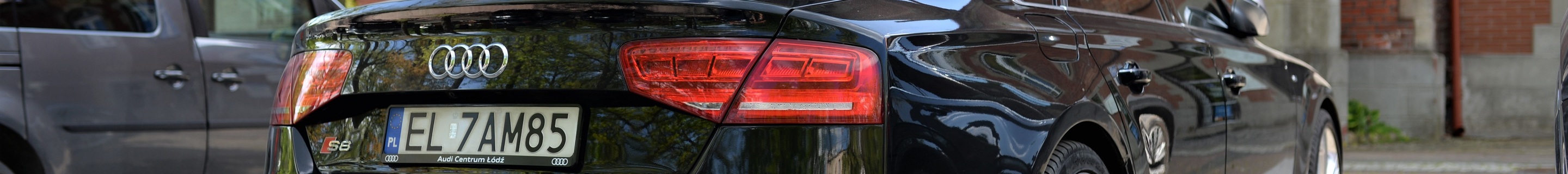 Audi S8 D4