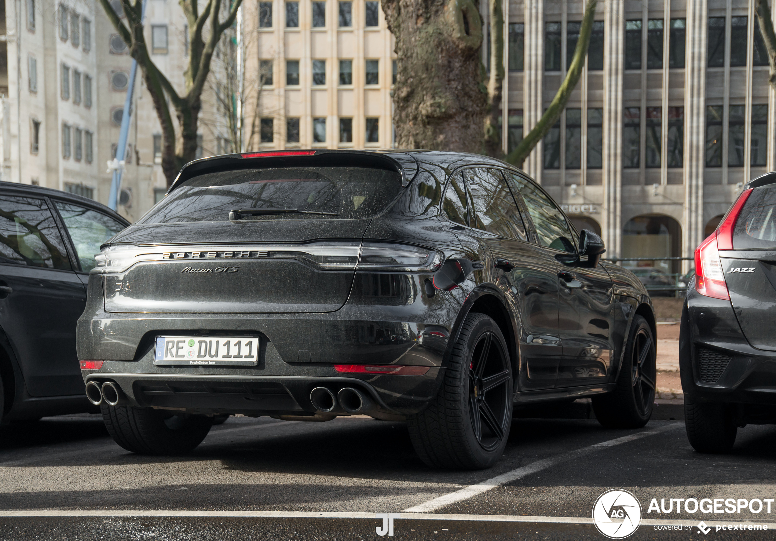 Porsche 95B Macan GTS MkII