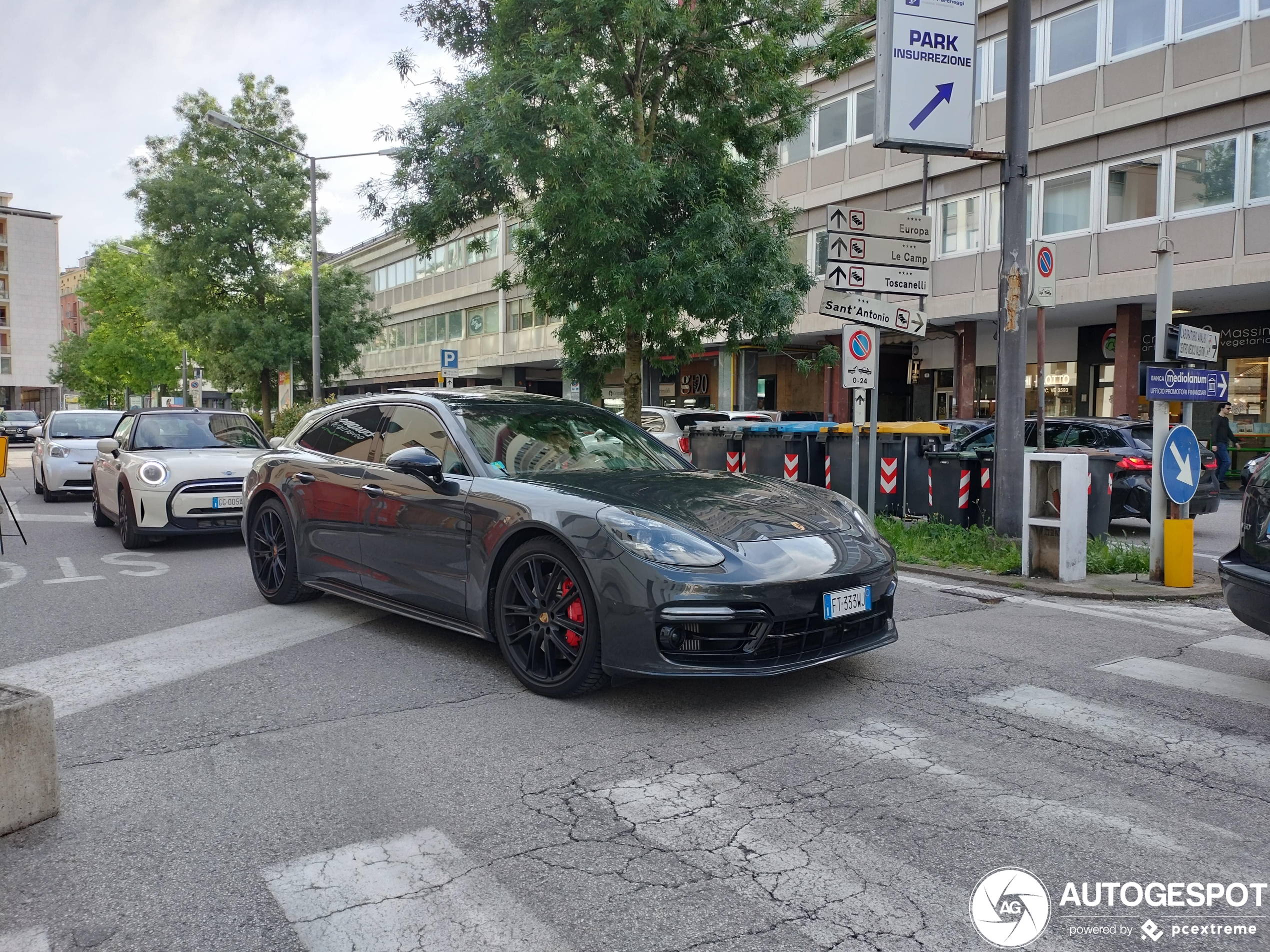 Porsche 971 Panamera GTS Sport Turismo