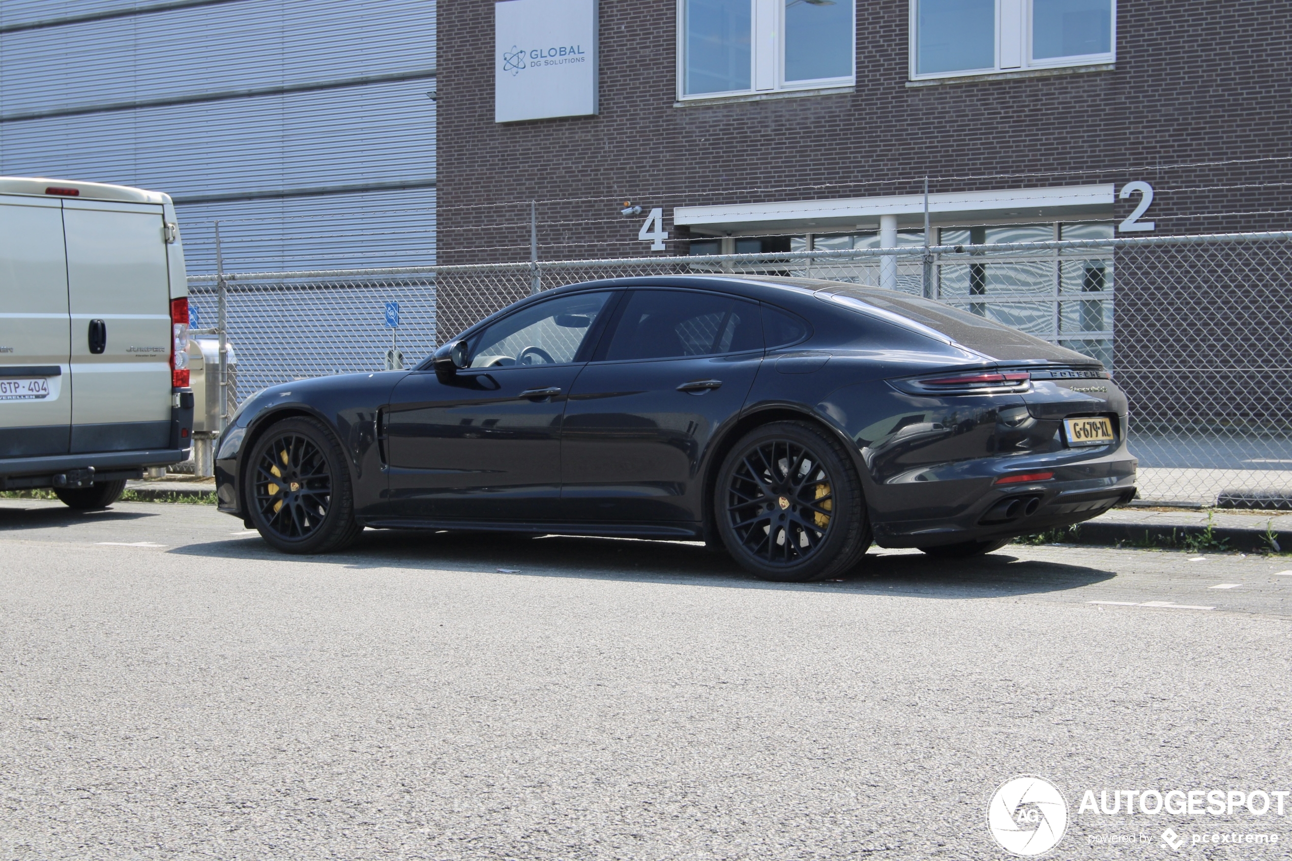 Porsche 971 Panamera Turbo S E-Hybrid