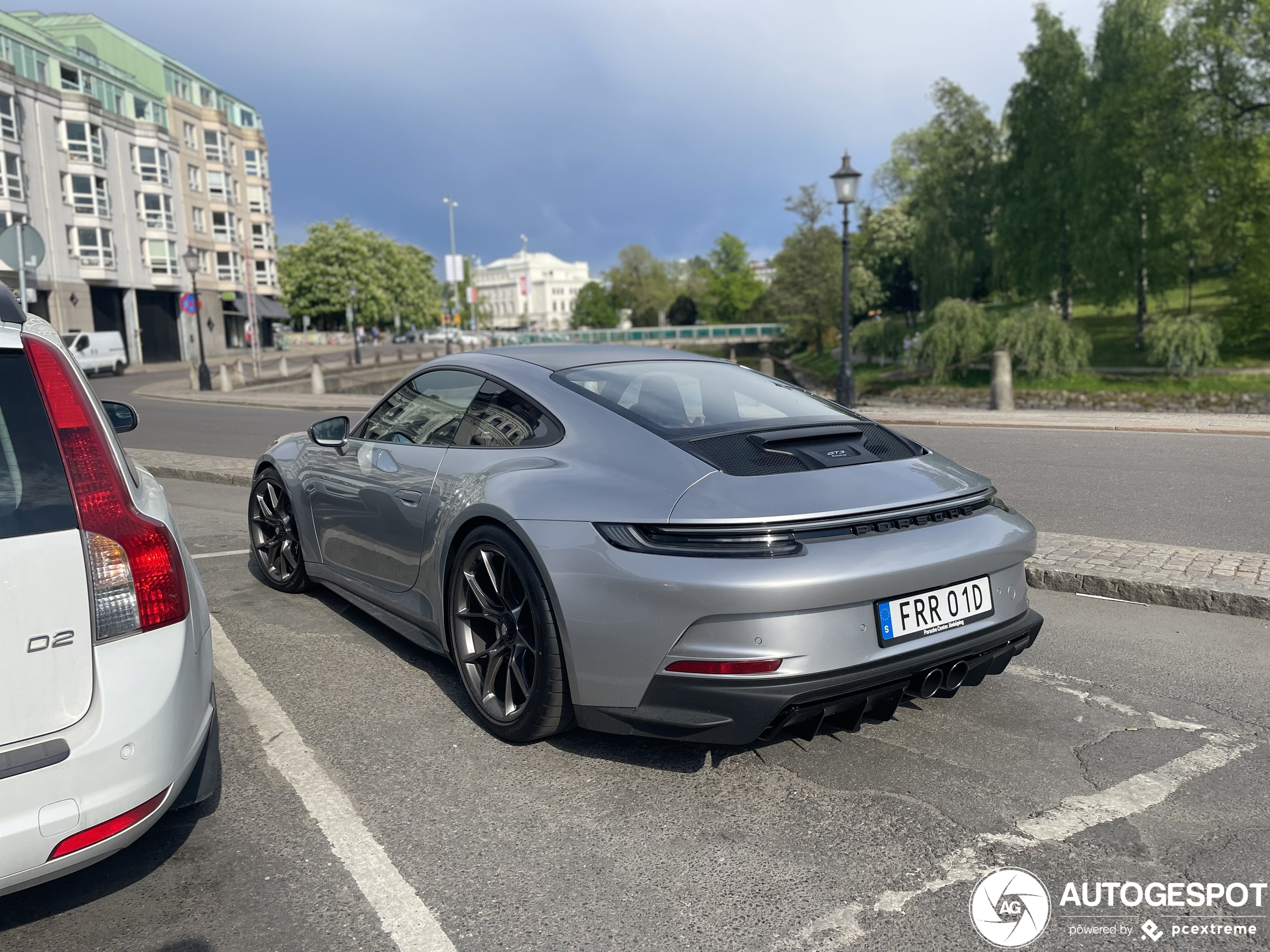 Porsche 992 GT3 Touring