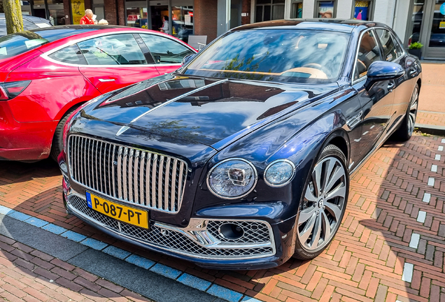 Bentley Flying Spur Hybrid