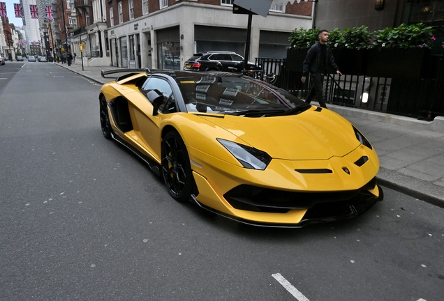 Lamborghini Aventador LP770-4 SVJ Roadster