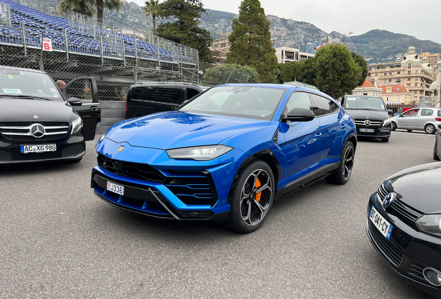 Lamborghini Urus