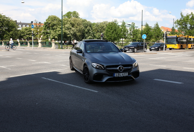 Mercedes-AMG E 63 S W213