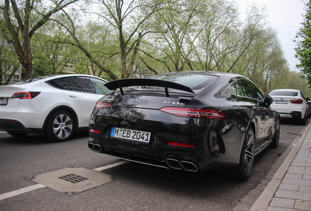 Mercedes-AMG GT 63 S X290